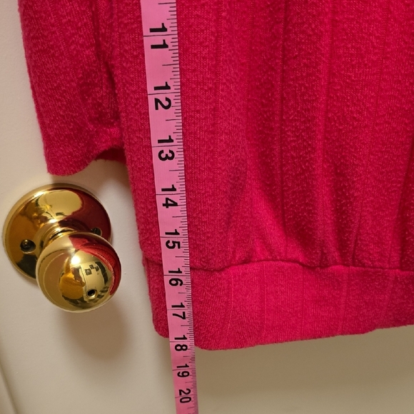 Pink Sweater - Picture 3 of 7